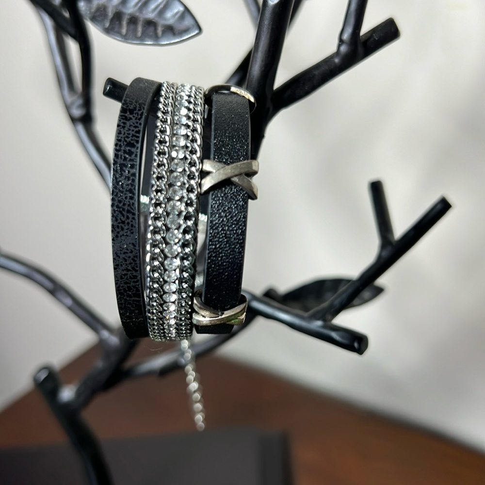 Faux Leather And Rhinestone X & O Bracelet.  Adjustable. 10”